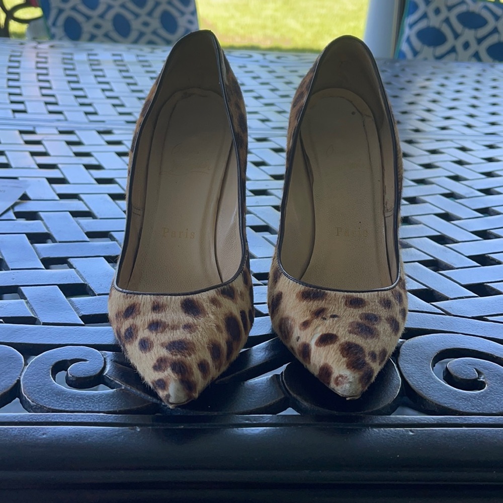 Christian louboutin tiger used shoes size 36